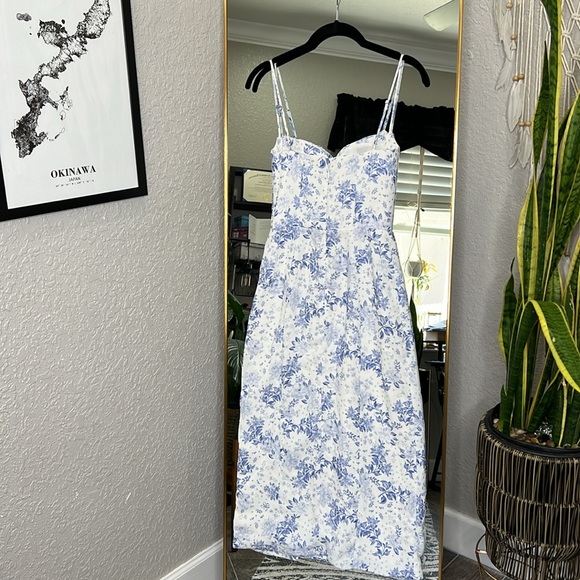 House of CB 'Charlotte' Blue Print Corset Midi Sundress NWOT - Picture 8 of 8